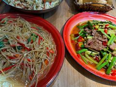 -先启半步颠小酒馆(虹桥龙湖天街店)