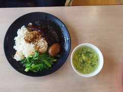 大肉卤蛋饭-章氏(广粤路店)