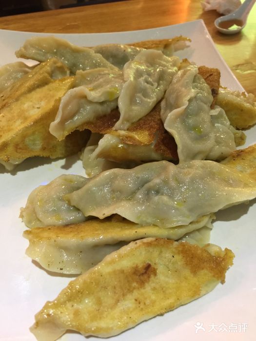 西工饭庄风味楼(西工小街店)三鲜锅贴图片