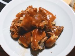 -野山舂·贵州现舂酸汤火锅(鸿通城店)