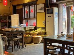 -富正毅三下锅·湘西韵味(天门山索道店)