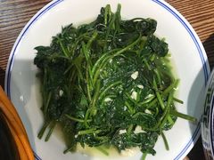 -胡胖子有点味·湘鄂菜(花桥中百仓储店)