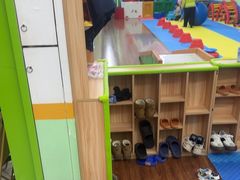 -小岳飞儿童训练馆(华腾店)