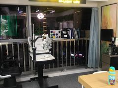 -视野联行眼镜·蔡司·控优点授权(长白万象汇店)