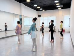 -白珂舞蹈教室