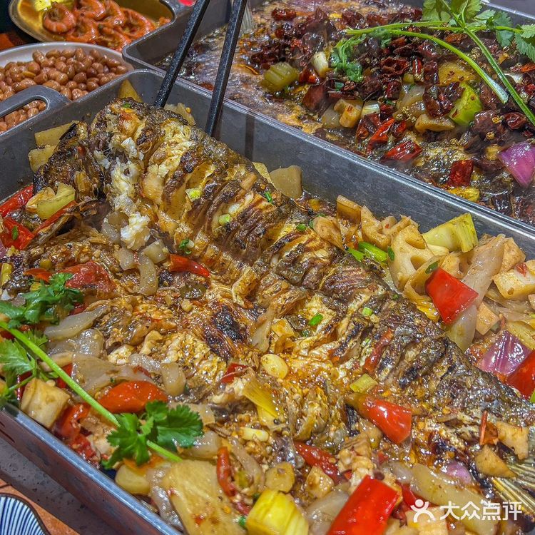 吃地道重庆万州烤鱼，认准谭记王