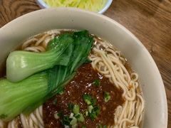 重庆摊摊面-李先生牛肉面大王(莱芜信誉楼店)