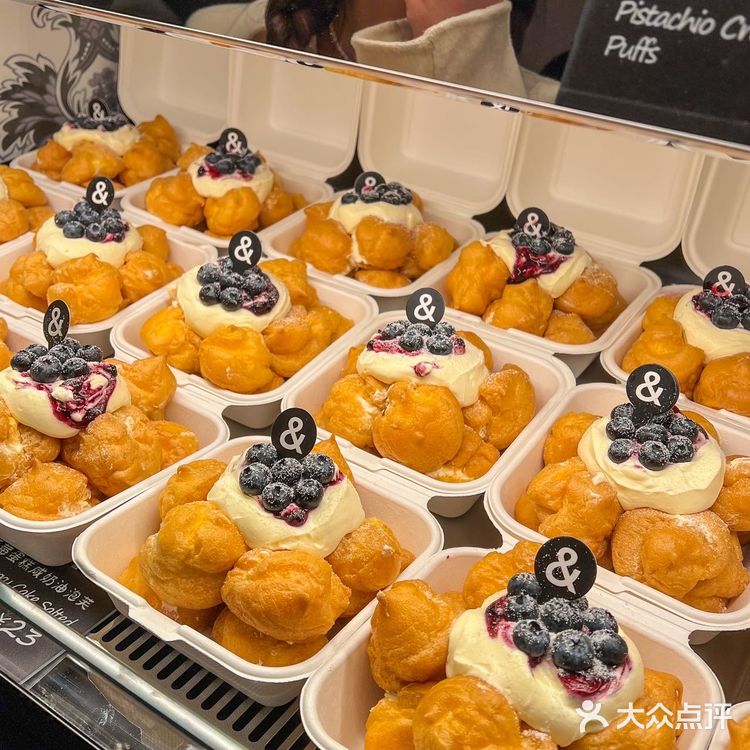 武汉这家新店我敢说绝对是新晋排队王…