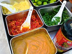 -四川小胡子海鲜(丁村万人海鲜广场店)