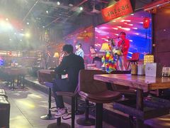 -喜鹊音乐酒馆(西街店)