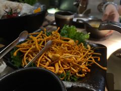 虫草花-湊湊火锅·茶憩(杭州湖滨银泰in77店)