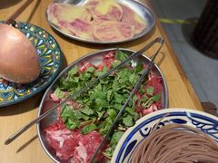 -洱火云南酸菜牛肉火锅(石景山当代商城店)