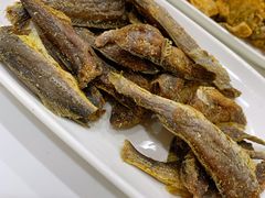 -茸梅路右拐龙虾-农家菜(松江店)