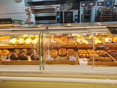 -红星前进面包牛奶公司(君太店)