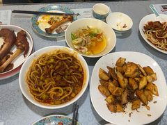 -汗腾格里·风味餐厅(新疆驻京办店)