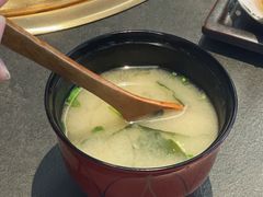 -铭牛烧肉·和牛海鲜自助(高新月牙湖店)