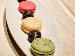 马卡龙巧克力拼盘-福楼法餐厅FLO