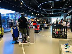 -NIKE品牌体验店(金源新燕莎店)