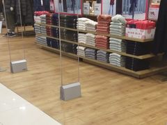 -优衣库(北京万柳华联购物中心店)