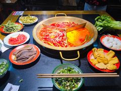 奔驰锅-叁口煮市井老火锅(春熙路店)