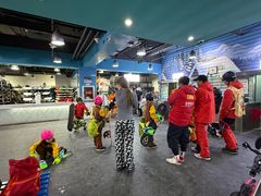 -乔波室内滑雪场