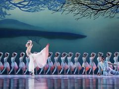 -交通银行前滩31演艺中心