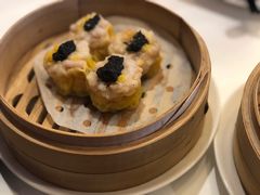 黑松露干蒸烧麦-白天鹅宾馆-宏图府餐厅