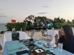 -亚龙湾希尔顿自助餐厅·海鲜·烧烤·沙滩BBQ·现场乐队
