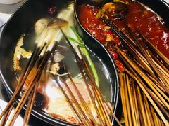 -钢管厂五区小郡肝串串香(奥克斯广场锦城万达店)