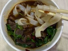 -石贝妮黑皮牛杂(台北路店)