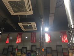 大堂-么肆烤肉·中式自助·烤肉大排档(街道口季佳PAI店)