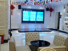 -皇马纯KTV·量贩·聚会(民治店)