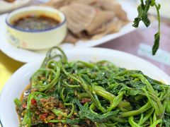 -洪霞餐馆