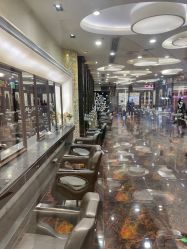 点击看大图 -八佰伴8008星级形象店