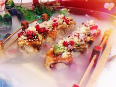 艳丽寿司卷-鳗鱼家·深夜食堂(军博店)