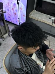 -藤野造型烫发染发