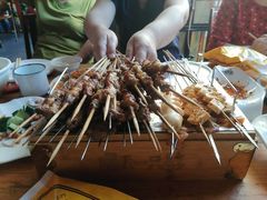 -喝丢一只鞋海鲜烧烤·海肠捞饭(文体街店)