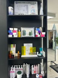 -U·NI SALON 造型
