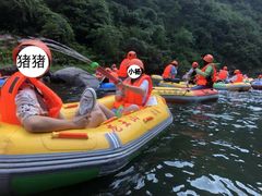 -安吉龙王山峡谷漂流