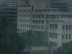 -海口市第一中学