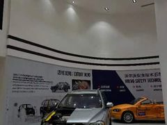 -杭州中沃沃尔沃4S店(滨江区店)