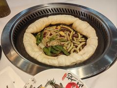 -哈尔滨烧烤·山河村铁锅炖(交大店)