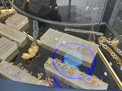 -Vivienne Westwood(上海来福士广场店)