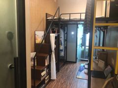 -魔方公寓(碧云国际店)