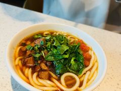 小锅米线-半山腰·云南菜(侨福芳草地店)