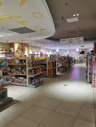 -孩子王(静安大融城店)