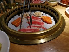 -韩京炭火烤肉自助料理(柯桥万达店)
