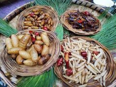 -昆虫窝子·特色云南菜(拓东路总店)