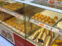 -金色麦甜糕点(面包.蛋糕.华苑店)