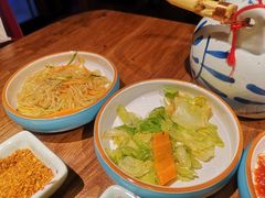 -明洞阿姨·韩式酱蟹烤肉·创意料理(三元桥店)